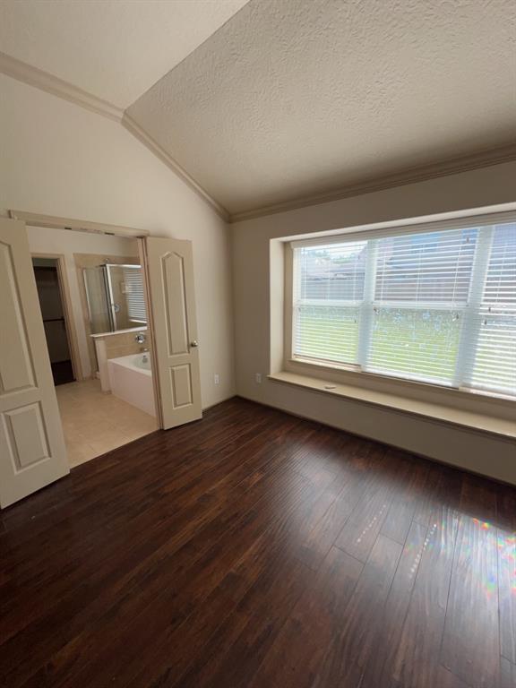 Building Photo - 5306 Jay Thrush Dr