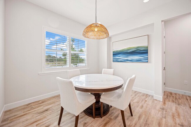 Building Photo - 7018 Saona CT