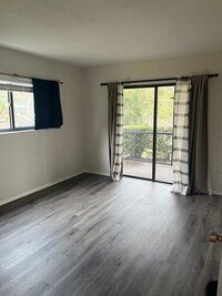 Building Photo - Charming 2 Bedroom 2 Bath Condo in Tampa