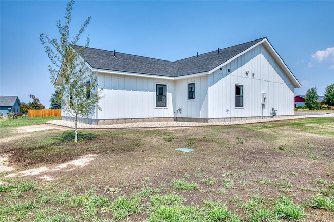 Building Photo - BRAND NEW Stevensville home