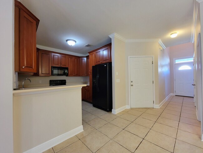 Building Photo - 1575 Paul Russell Rd