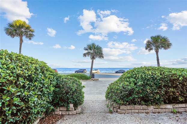 Building Photo - 8416 Seawall Blvd