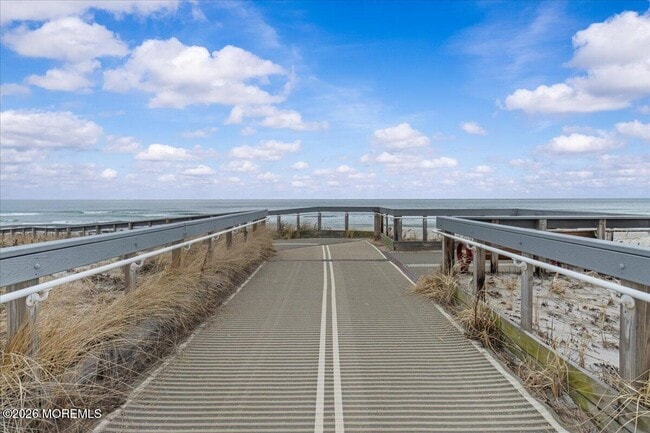 Building Photo - 45 Fielder Ave