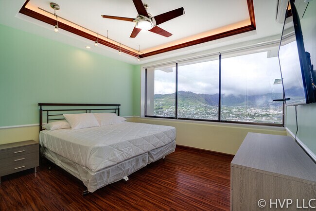 Building Photo - 2333 Kapiolani Blvd