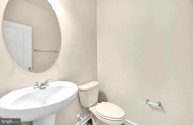 Building Photo - 1627 Field Sparrow Ter NE