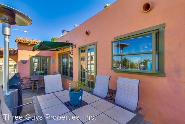 Building Photo - 3 br, 2 bath House - 4496 Berting St.