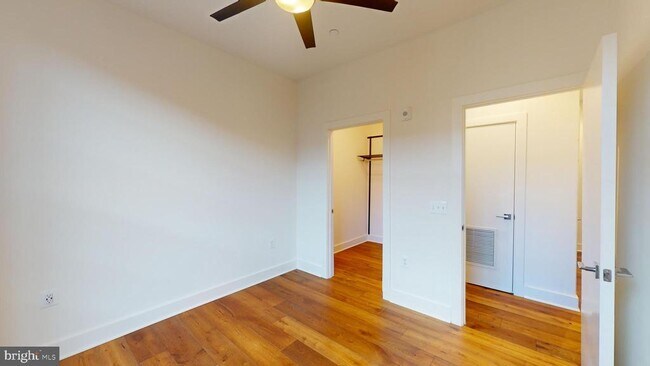 Building Photo - 1312 King St