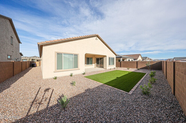 Building Photo - 24885 N 170th Dr