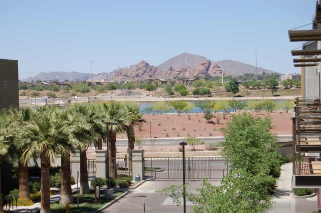 525 TEMPE TOWNLAKE - 525 W Lakeside Dr