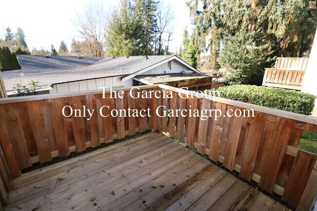 Building Photo - 4861 SW 150th Pl