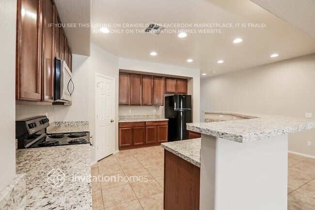 Building Photo - 10015 W Wier Ave