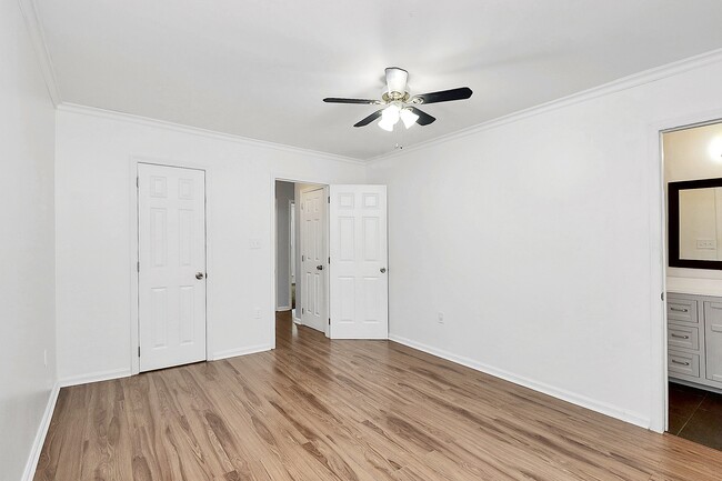 Building Photo - 14034 Eden Ct
