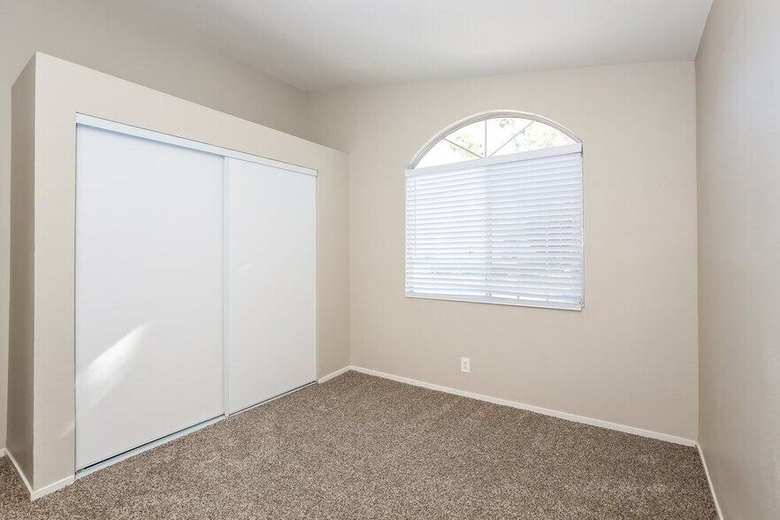 Building Photo - 3660 Copper Cactus Dr