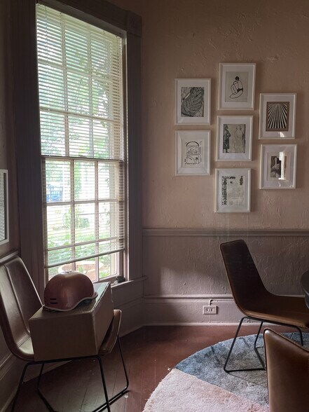 Building Photo - 176 Woodland Ave