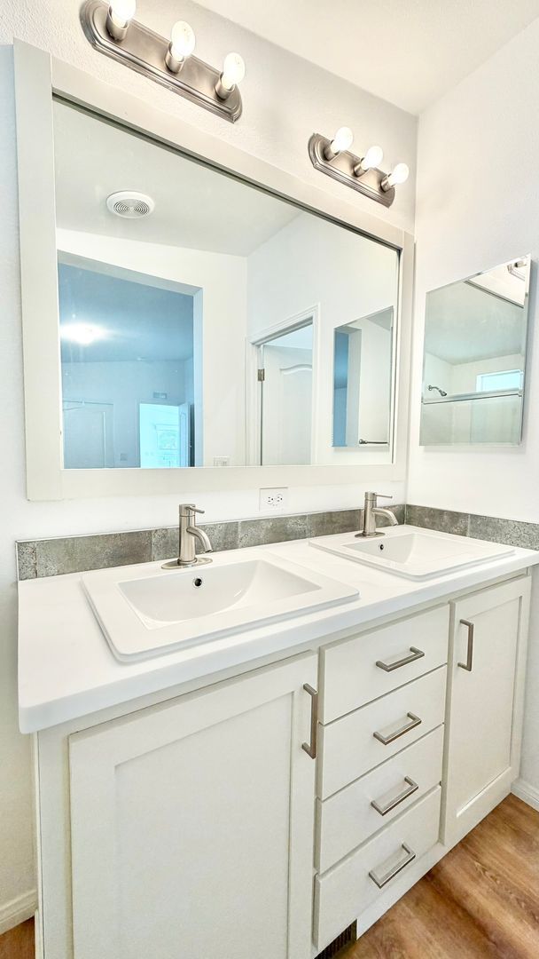 Building Photo - Brand New Manufactured Home in the Tranquil and Private 55+ Rancho Monserate Country Club Community!