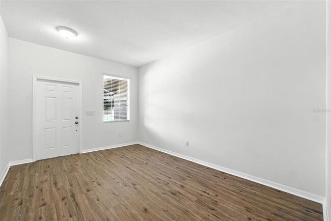 Building Photo - 10608 Savannah Plantation Ct