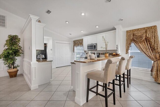 Building Photo - 8117 Tar Hollow Dr