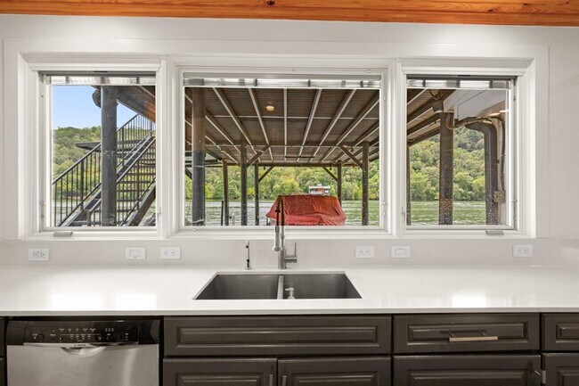 Building Photo - 2505 Tydings Cove
