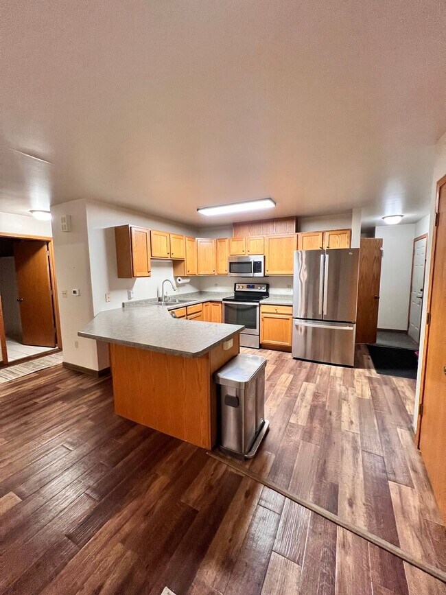 Building Photo - Large 3 bedroom available soon!