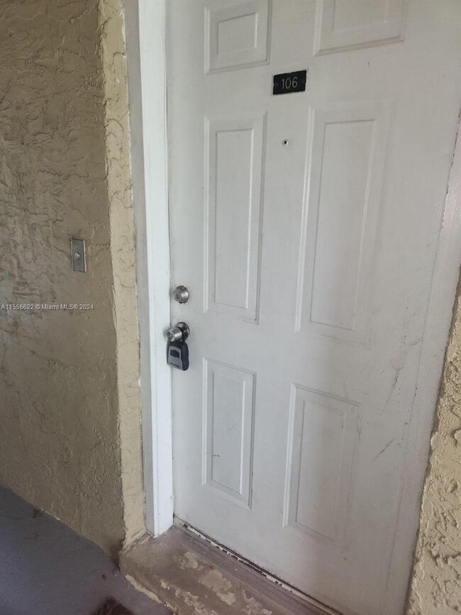 Building Photo - 10370 SW 220th St
