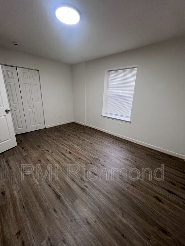 Building Photo - 3517 Briel St