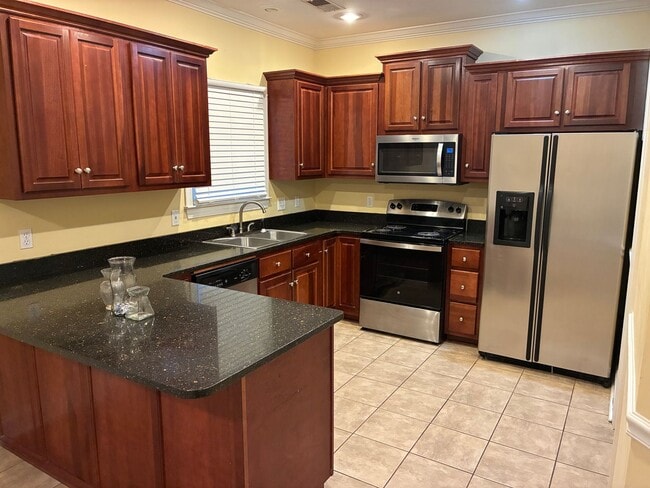 Building Photo - 61 Snow Mass Cove