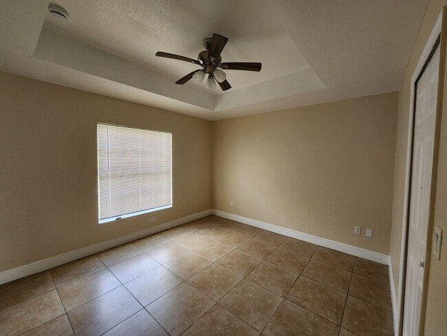 Building Photo - 3702 5th St SW