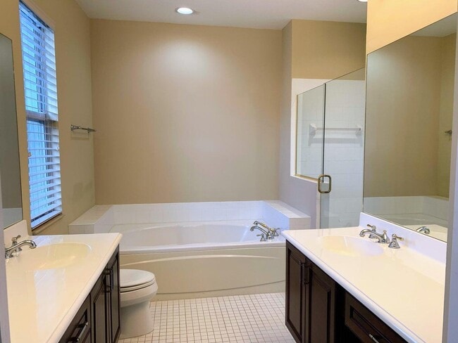 Building Photo - 3803 NW 5th Terrace