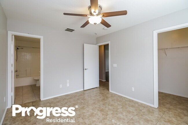 Building Photo - 2377 E San Manuel Rd