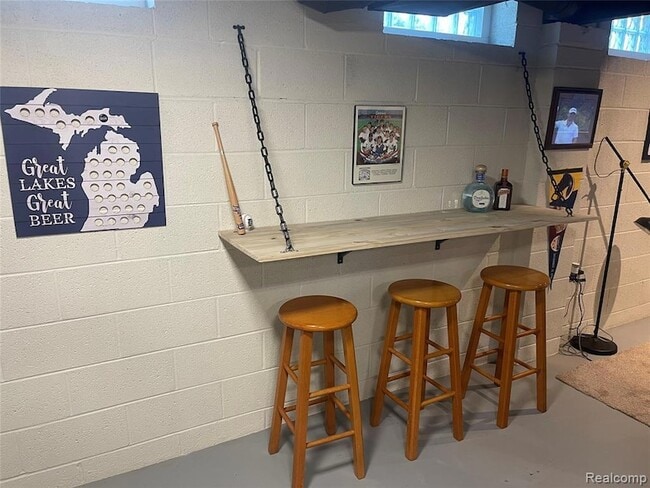 Building Photo - 421 S 7th St