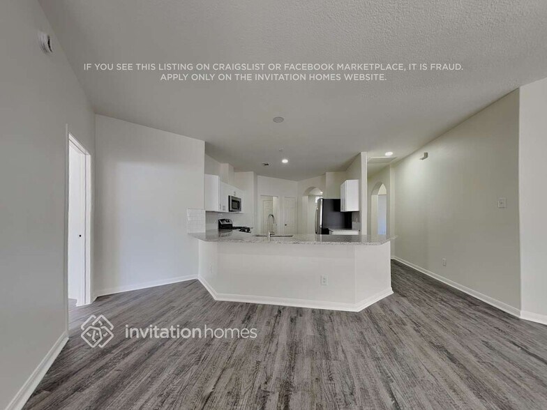 Building Photo - 15407 Riford Dr