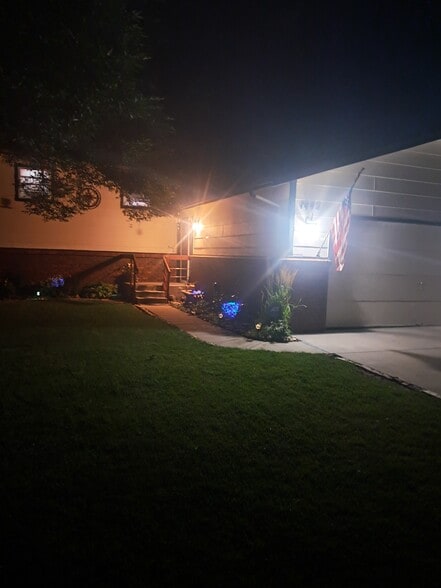 Front of house - 1442 Glen Haven Dr