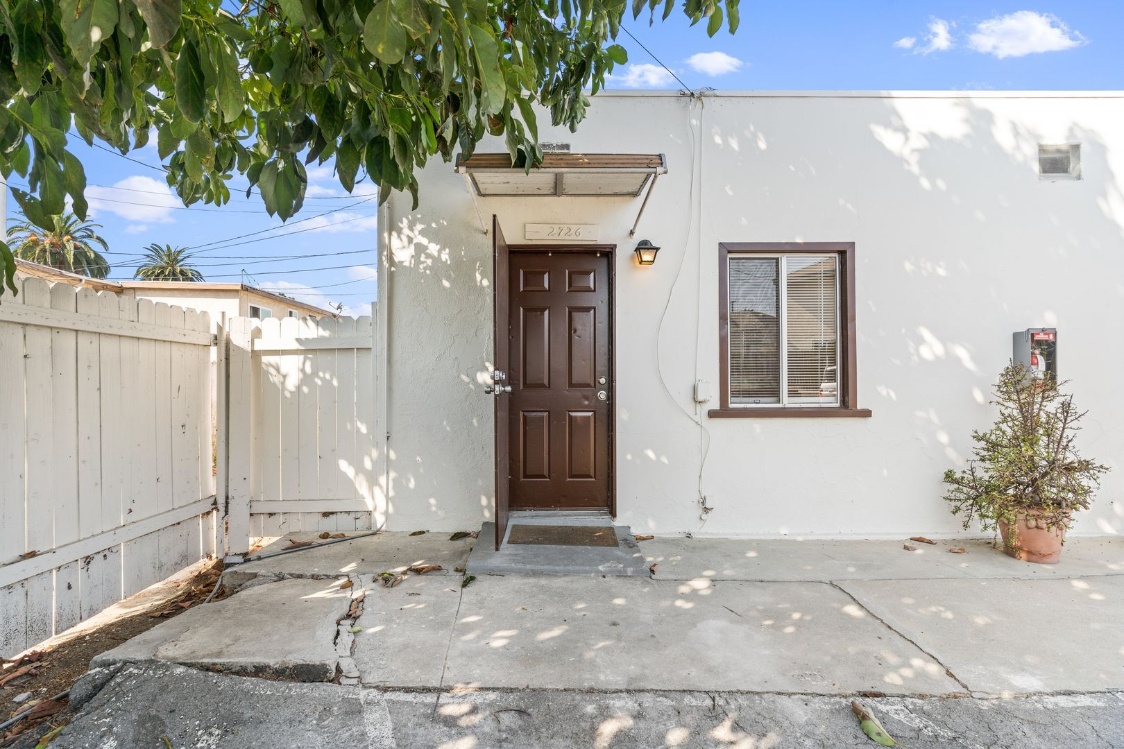 Building Photo - 2652 E 15th St