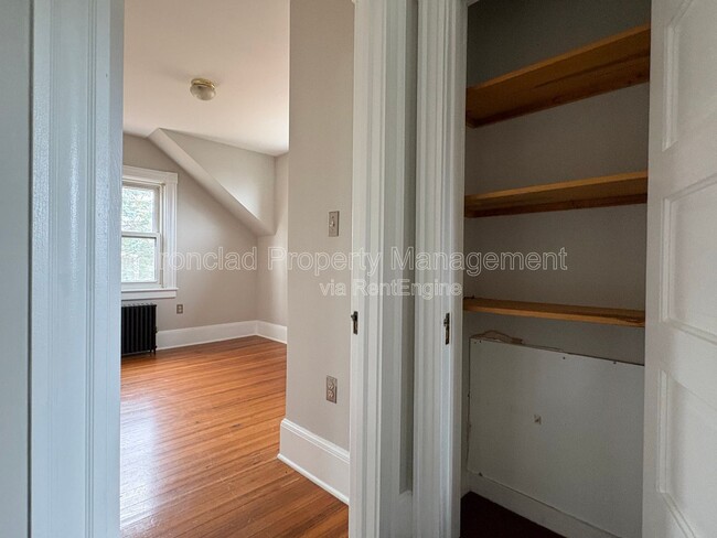 Building Photo - 15 Omo St