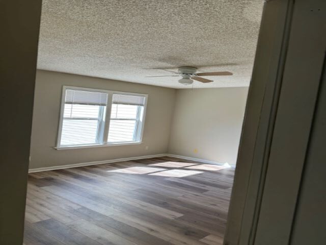 Building Photo - 802 13th Ave S