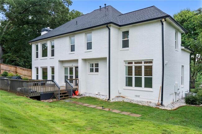 Building Photo - 4221 Willow Oak Dr