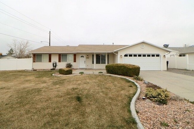 Building Photo - BEAUTIFUL HOUSE FOR RENT IN PROVO!!!