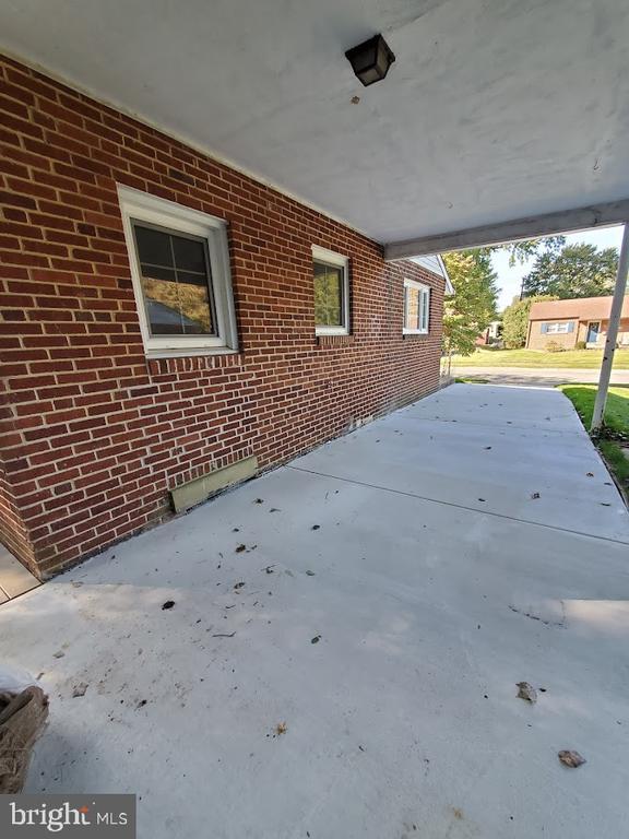 Building Photo - 120 Homewood Rd