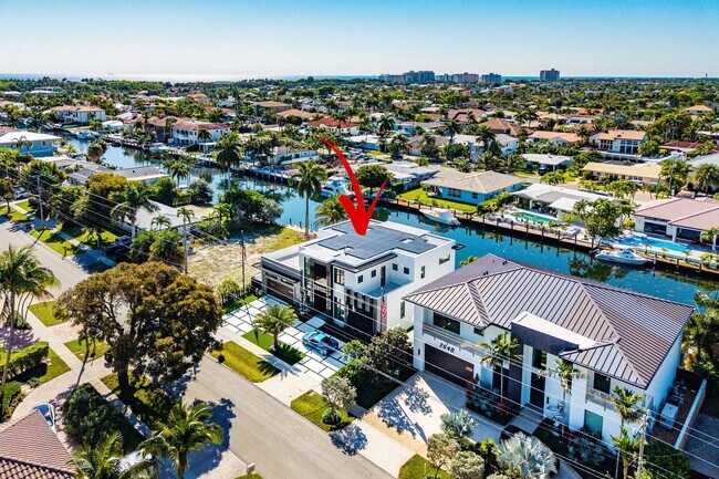 Building Photo - 2650 NE 48th Ct