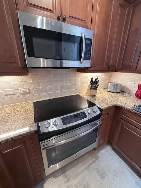 Building Photo - 7710 Lake Vista Ct