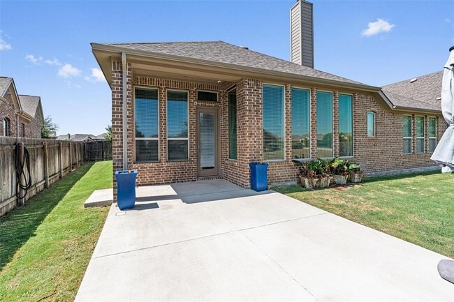 Building Photo - 404 Miracle Rose Way