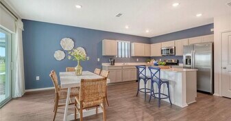 STOCK PHOTO - 4425 Boxelder Ave