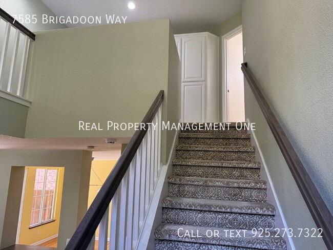 Building Photo - 7585 Brigadoon Way