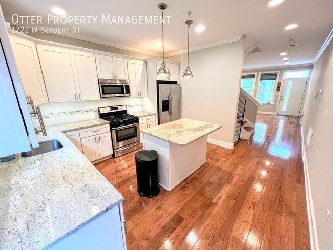Primary Photo - 1722 W Seybert St