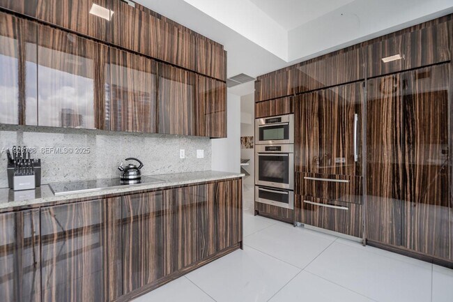 Building Photo - 50 South Pointe Dr