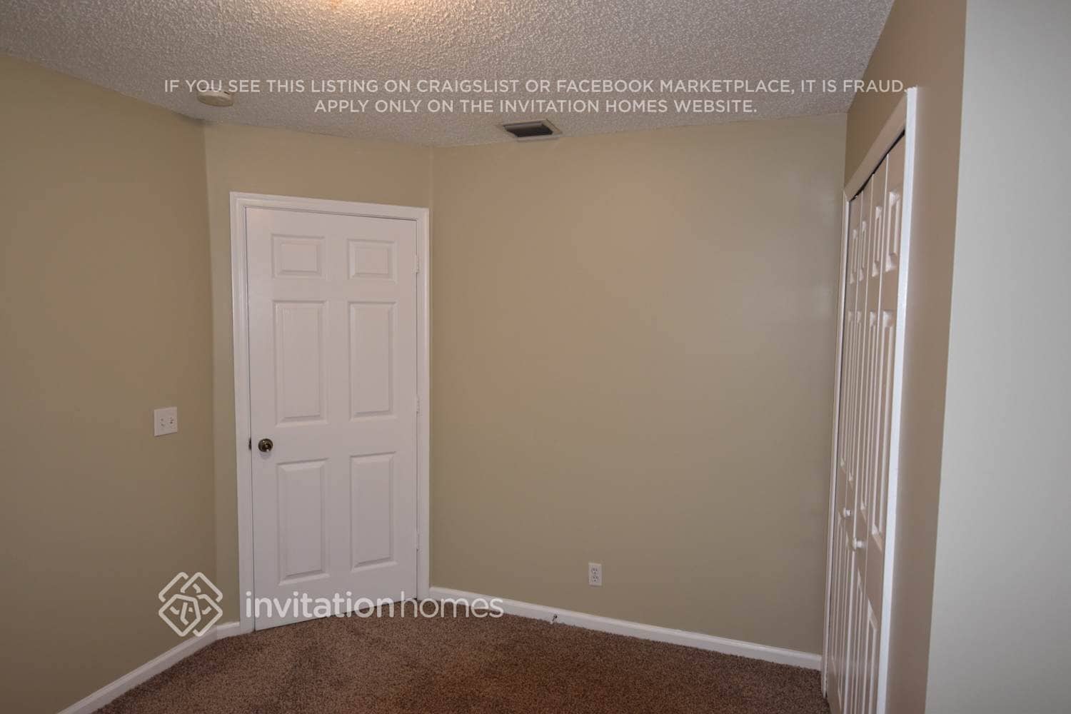 Building Photo - 15062 Oak Chase Ct