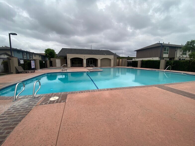 Building Photo - 17236 Nisson Rd