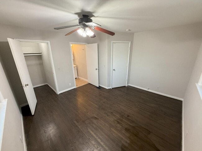 Building Photo - 1711 Southwind Dr