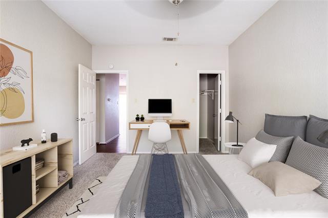 Building Photo - 400 E Pearl St