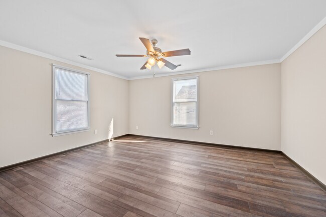 Building Photo - 1015 Cabell St